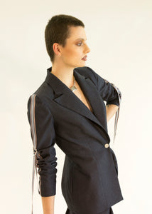 Relaxed blazer with adjustable straps
